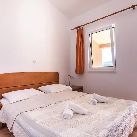 Cozy In With Kitchenette